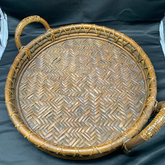 Vintage Large 17" Wicker rattan Round Centerpiece 3” Tray - Picture 1 of 7